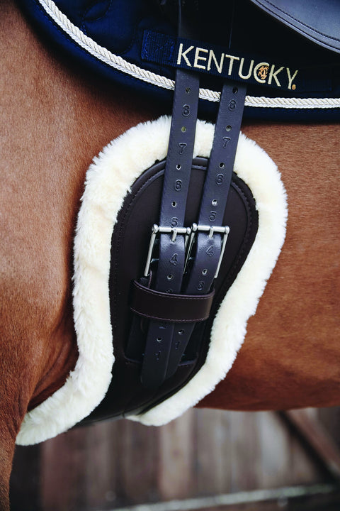 Kentucky Horsewear Vegan Anatomic Sheepskin Short Girth