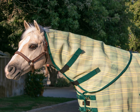 Kensington™ Textilene® Neck Cover